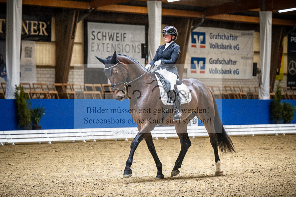 DOS_0130 | Entdecke hochwertige Reitturnierfotos von Foto Oger. Professionell, emotional und authentisch – jetzt Lieblingsmomente im Shop bestellen. - Realisiert mit Pictrs.com