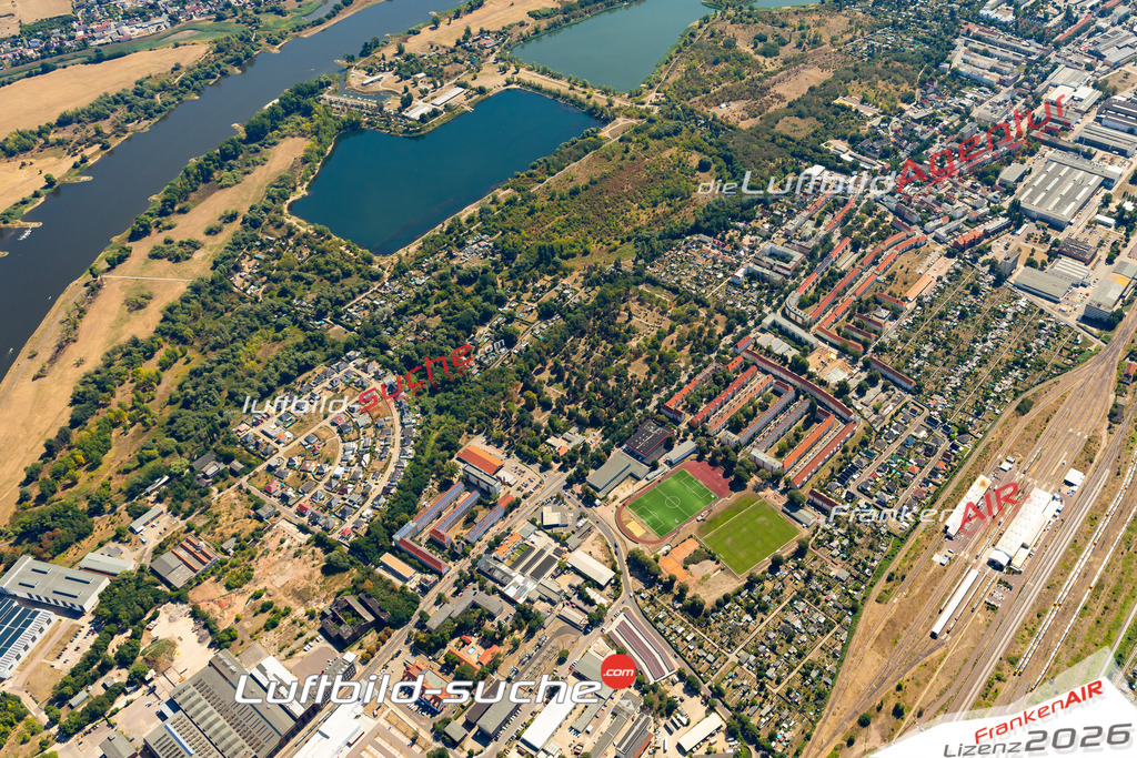 Die Luftaufnahme Fermersleben - Magdeburg wurde 2022 vom Flugzeug aus (keine Drohne) erstellt. Hohe Auflösung -für große Poster und Wandbilder geeignet - Garantiert!