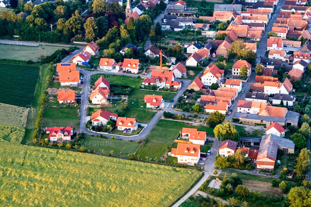 Luftbild: Am Brennofen in Freckenfeld im Bundesland Rheinland-Pfalz in Deutschland. Foto: IMG_3193.jpg vom 30.06.2006 durch Werner Riehm/FLY-FOTO.de