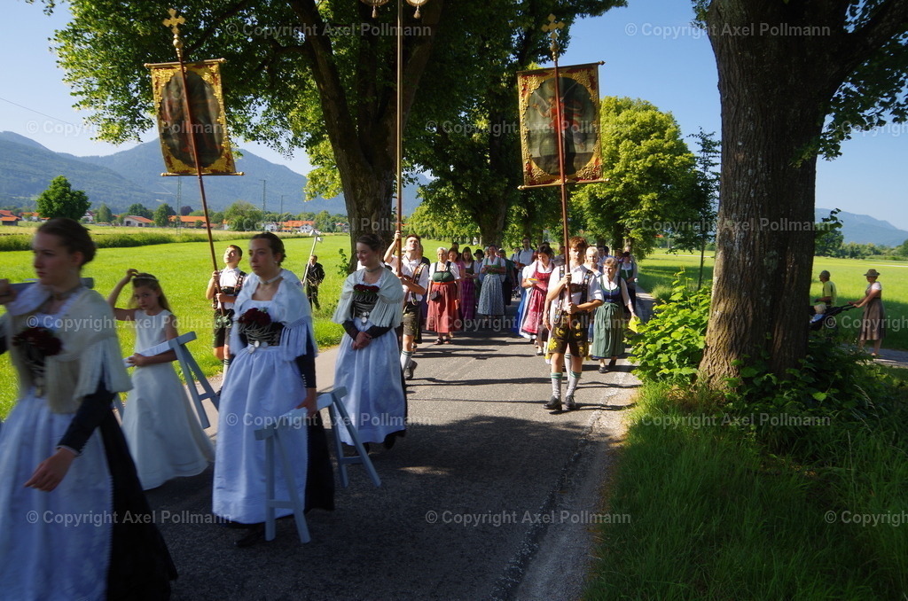 IMGP5057 | fotografiert von Axel PollmannLeonhardi Wallfahrt Benediktbeuern und Murnau, Fronleichnam, Fasching, Landschaft im Loisachtal und Benediktbeuern  - Realisiert mit Pictrs.com
