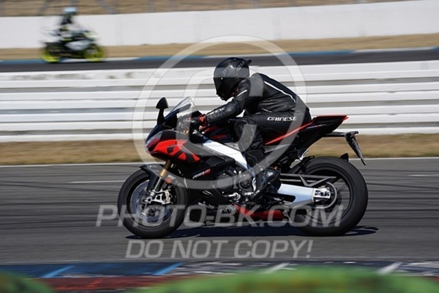 2022_08_12_PBK_11584 | Sportfotografie; SlowMotion; Video; Rennstrecke; Hafeneger; Speer; Racing; RSE; BMW; CBO; Trackday; Motorsportarena; Hockenheimring; Brno; Most; Barcelona; Valencia