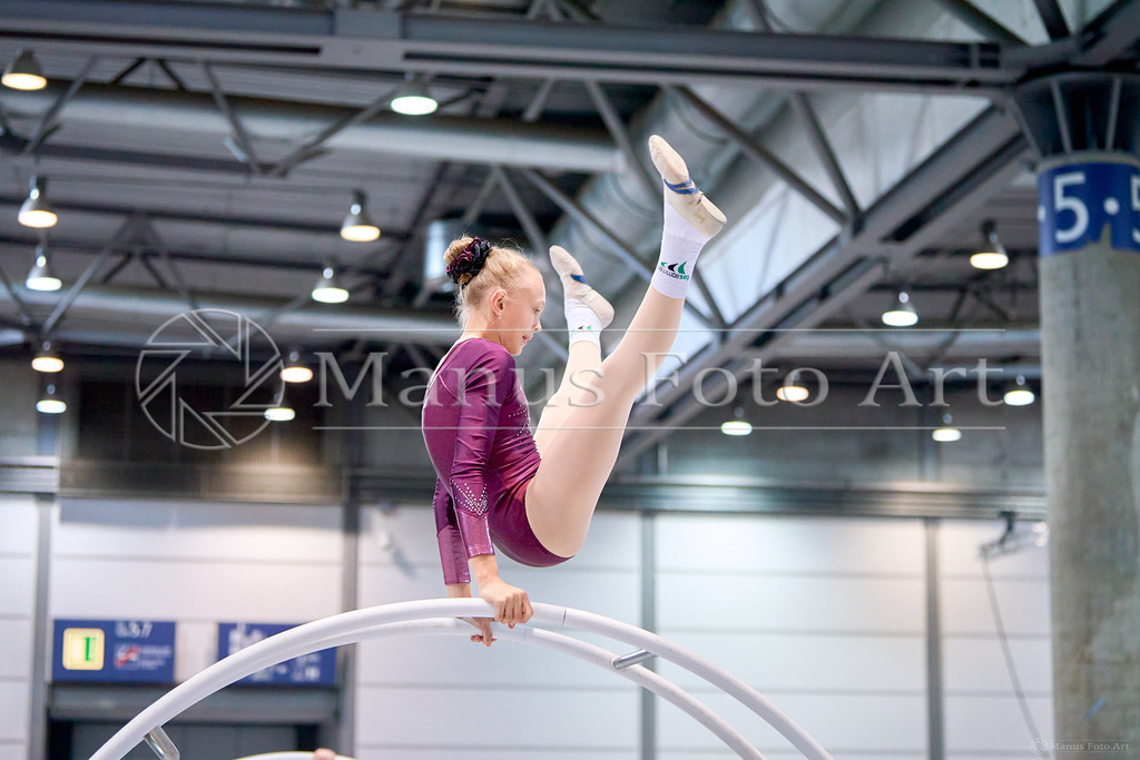 A-DSC03423 | Professionelle Sportfotografie in Hamburg, Schleswig-Holstein und Niedersachsen – spezialisiert auf Rhönrad, Geräteturnen, Leistungsturnen und rhythmische Sportgymnastik. Bundesweite Begleitung von Rhönrad-Events. Jetzt Sport-Fotos - Realisiert mit Pictrs.com