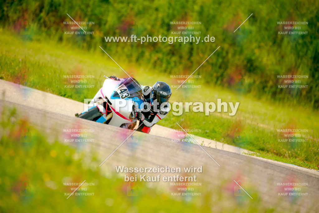 _MOT1001 | Hier findet Ihr Bilder von Touristenfahrten auf der Nürburgring Nordschleife oder von anderen Veranstaltungen die ich besucht habe. Viel Spass beim Durch Schauen 