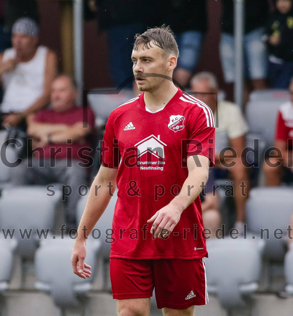 2023-07-29_035_FC_Finsing_gegen_SC_Kirchasch | Finsing, Deutschland, 29.07.2023:
Fußball, Kreisliga 2023 / 2024, 1. Spieltag, FC Finsing gegen SC Kirchasch, Endergebnis: 0:2

Patrick Forchhammer (FC Finsing, #13)

Foto: Christian Riedel / fotografie-riedel.net