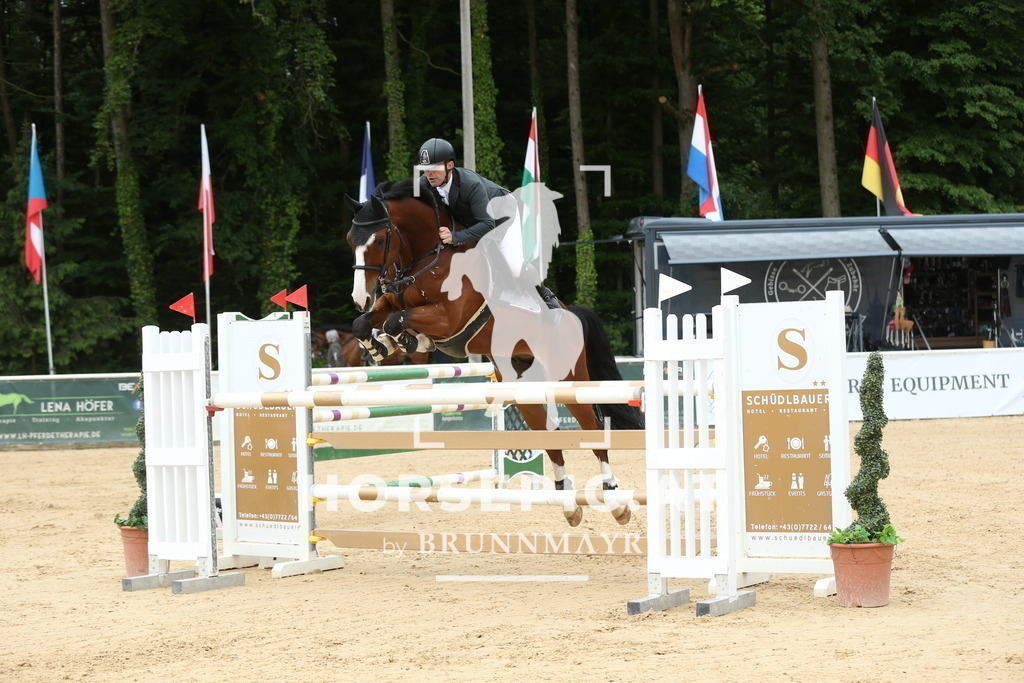 DL2Q3144 | Willkommen bei Brunnmayr - Design & Fotografie – Ihrem Spezialisten für Reitturniere und Pferdeveranstaltungen in Oberösterreich, Salzburg und Bayern! Seit über 17 Jahren sind wir leidenschaftlich dabei.