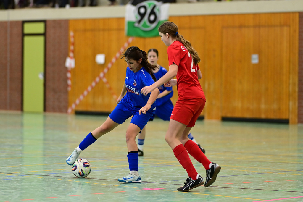 Fußball I Juniorinnen I Saison 2025-2026 I Hallenmasters U15+U17 | Der Sportfotograf. - Realisiert mit Pictrs.com