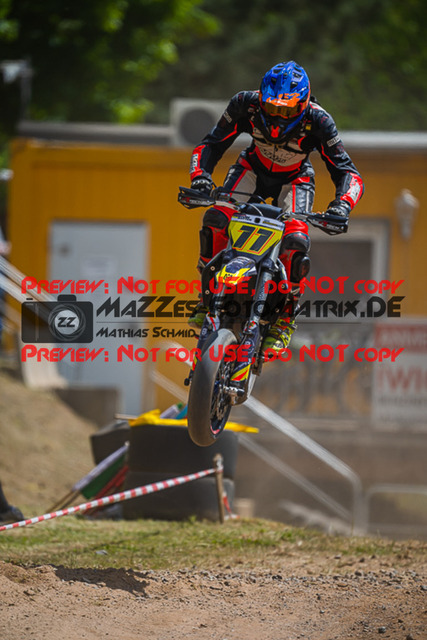 MaZZes_FotoMatrix_220528_1299 | Fotograf Mathias Schmid
Sportfotograf,
Eventfotograf,
Hochzeitsfotograf,
Portraitfotograf