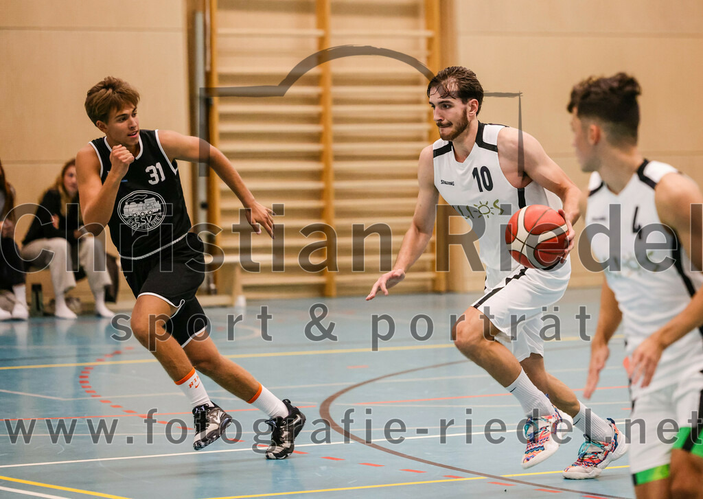2023-10-08_072_TSV_Vaterstetten_gegen_ESV_Staffelsee | Vaterstetten, Deutschland, 08.10.2023:
Basketball, Bayernliga Herren Süd 2023 / 2024, 3. Spieltag, TSV Vaterstetten gegen ESV Staffelsee, Endergebnis: 62:90

Foto: Christian Riedel / fotografie-riedel.net