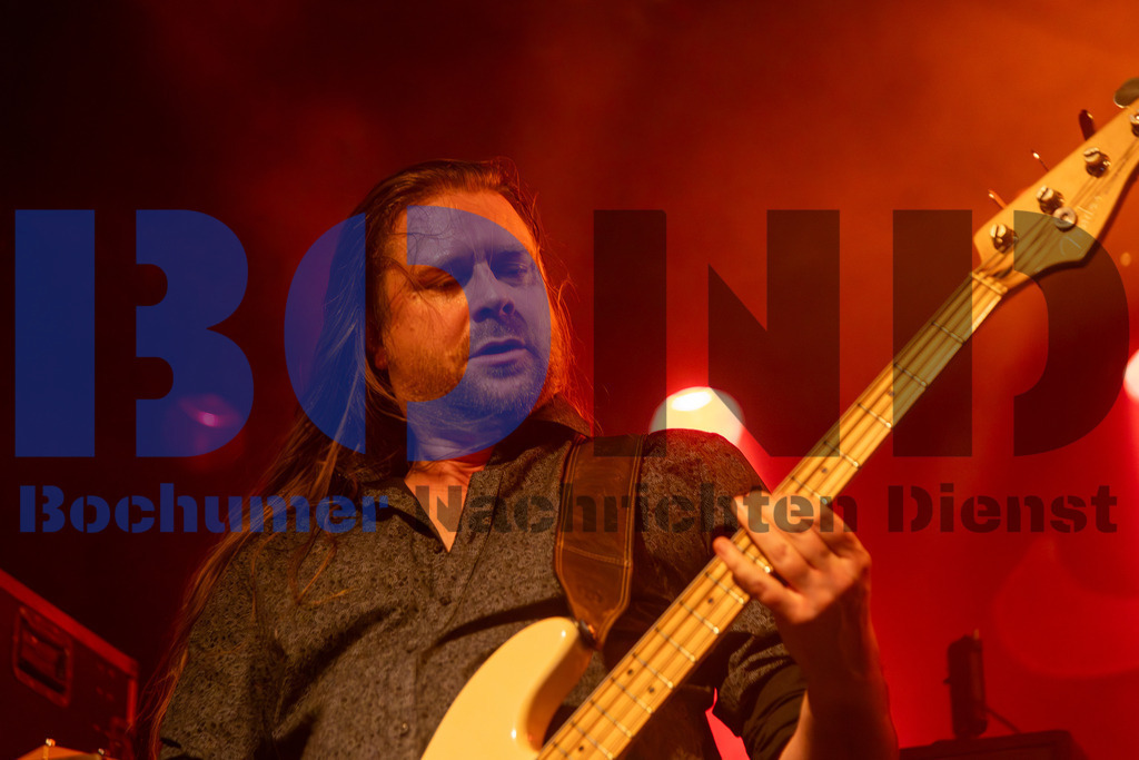 SES_NURDIO20250102-48 | bond - Realisiert mit Pictrs.com