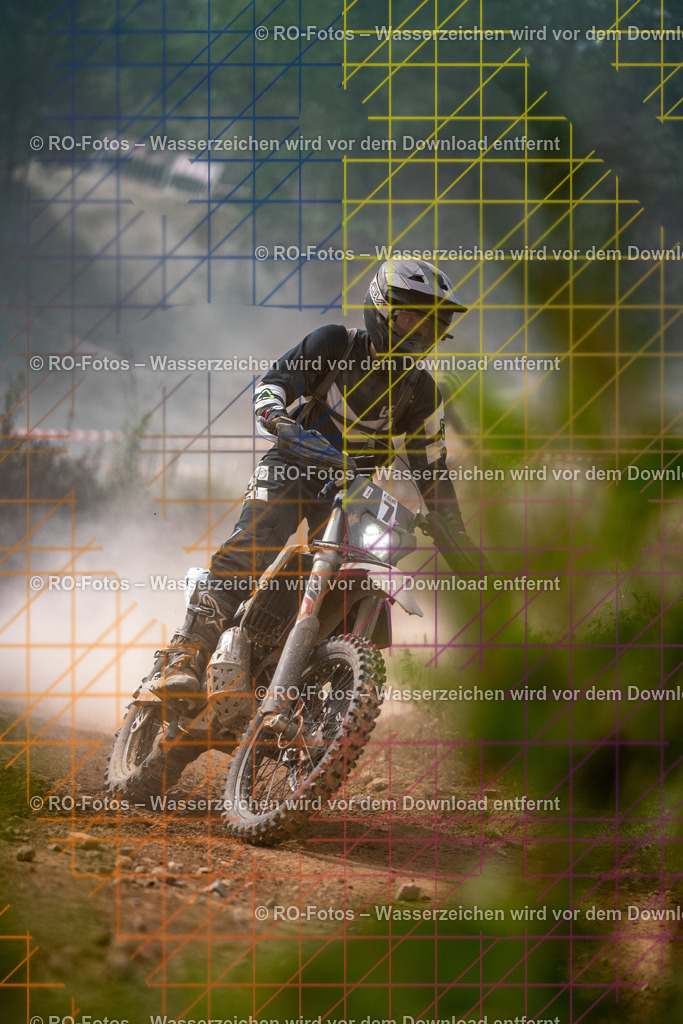 Niederwürzbach 4 Lauf-780 | Sportfotografie von RO-Fotos: Motorsport, Motocross, Enduro, Laufveranstaltungen und Triathlon. Professionelle Fotos von Sportlern und Events. - Realisiert mit Pictrs.com