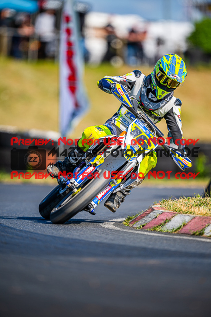 MaZZes_FotoMatrix_220529_5743 | Fotograf Mathias Schmid
Sportfotograf,
Eventfotograf,
Hochzeitsfotograf,
Portraitfotograf