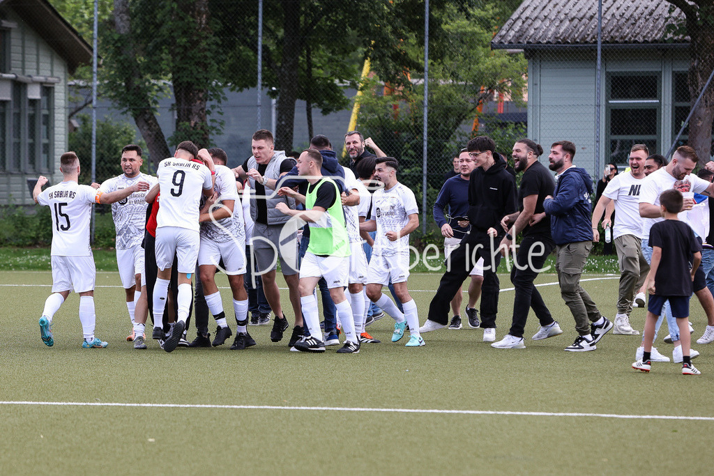 SK Srbija München - TSV 1895 Teisendorf | Jubel nach 2-1