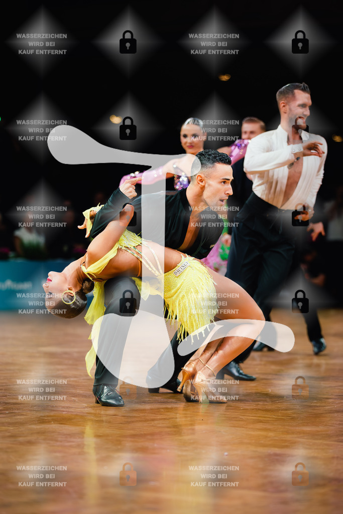 GOC 2025 - WDSF GrandSlam Latin 35th-38th (55) Eric Izakson _ Violetta Karnaushenko (Israel)-2025-08-23-2377 | Webshop for digital downloads and prints of dance sport, event & show photographer Julian Link - Realisiert mit Pictrs.com