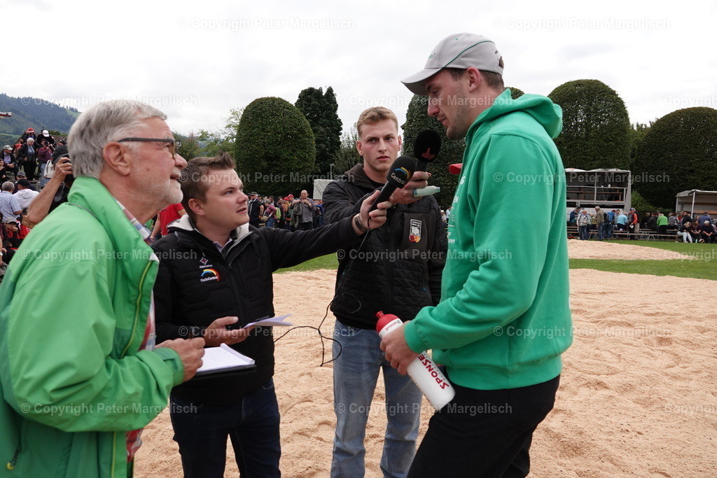 DSC02075 | Schwingen - Realisiert mit Pictrs.com