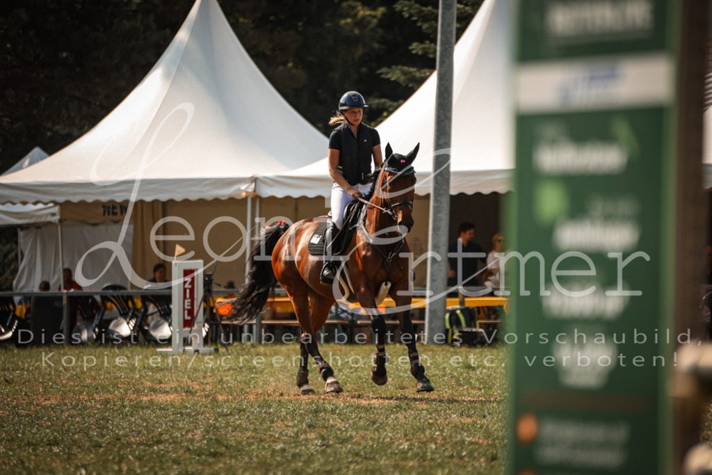 13.FrPfA00079 | Leoni Ertmer Photography - Realisiert mit Pictrs.com