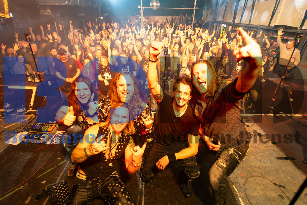 SES_NURDIO20250102-94 | bond - Realisiert mit Pictrs.com