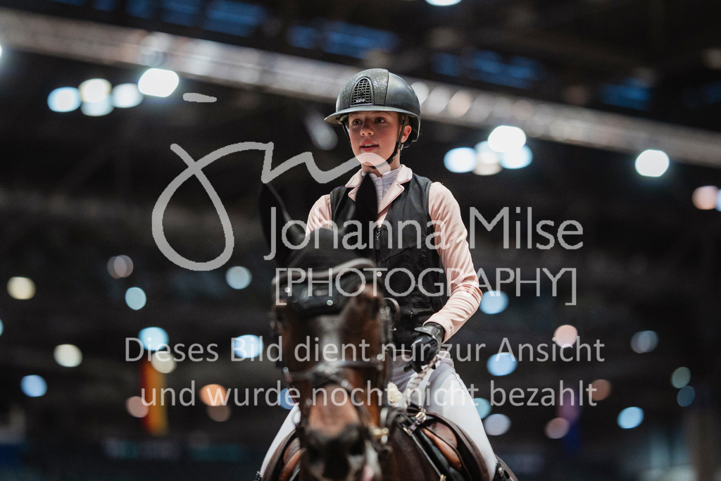 240120_Leipzig_AmateurMedium-208 | Deine schönsten Turniermomente als professionelle Fotos! Entdecke hochwertige Pferdesport-Fotografie im Online-Shop. Jetzt Fotos finden & bestellen!