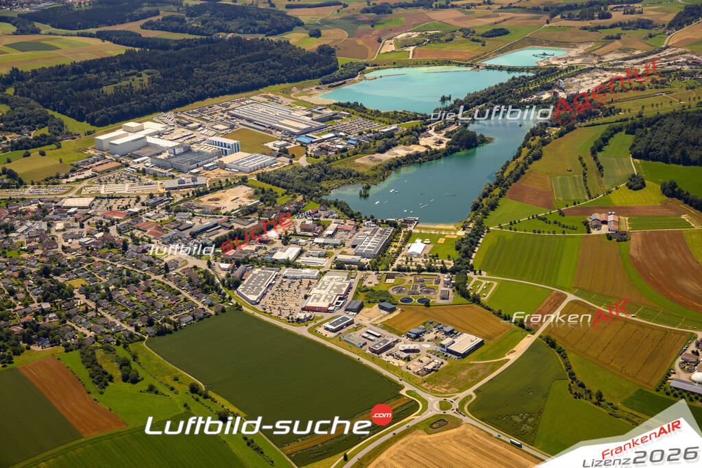 Das Luftbild zeigt :  Pfullendorf - Die Luftaufnahme wurde 2024 vom UL-Flugzeug aus erstellt ( keine Drohne ) - Hochauflösende Luftaufnahme - Für grossformatige Ausdrucke geeignet. Die Geschenkidee !Mit Lizenz und Bildrechte bestellbar