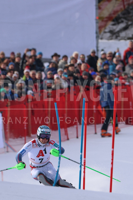 Audi FIS Ski World Cup: Men’s Slalom – Hahnenkamm Race, Kitzbuehel | Kitzbuehel, Austria, 25.Jan.26 - Alpine Skiing - FIS World Cup, Hahnenkamm Race, Slalom, men. The image shows HAUGAN Timon (NOR, Van Deer).