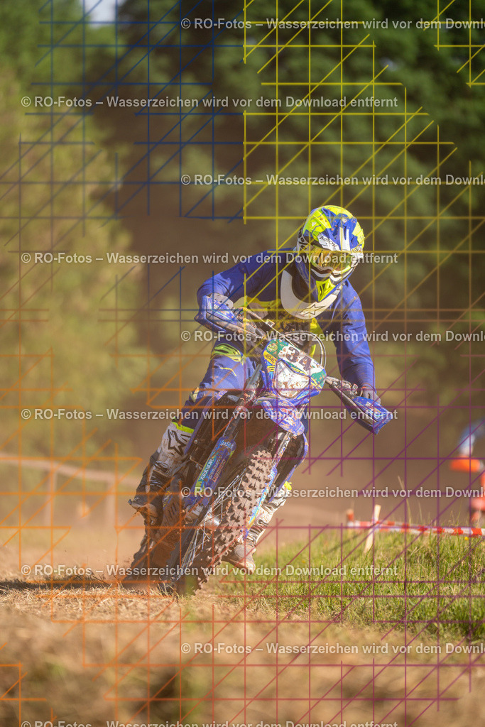 Wolfshausen 3 Lauf -1841 | Sportfotografie von RO-Fotos: Motorsport, Motocross, Enduro, Laufveranstaltungen und Triathlon. Professionelle Fotos von Sportlern und Events. - Realisiert mit Pictrs.com