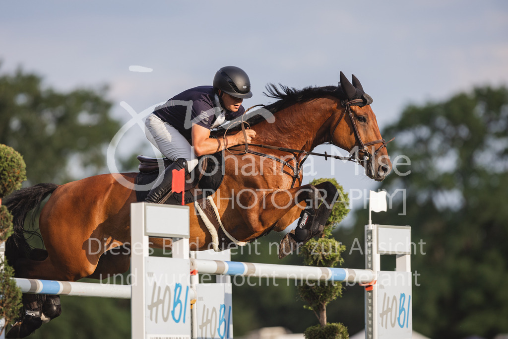 230715_LC_Punkte-S-827 | Deine schönsten Turniermomente als professionelle Fotos! Entdecke hochwertige Pferdesport-Fotografie im Online-Shop. Jetzt Fotos finden & bestellen!