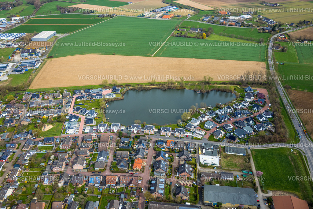 Rees230300716 | Luftbild, Neubau Wohngebiet am See Nasse Loch, Rees, Niederrhein, Nordrhein-Westfalen, Deutschland