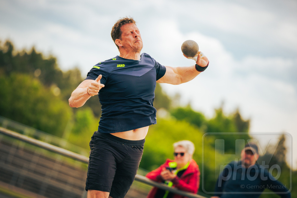 GM_20250510_Canon EOS R5_GMHY1158_sRGB | Werfertag 2025 Sportforum Hoyerswerda - Kugelstoßen - Realisiert mit Pictrs.com