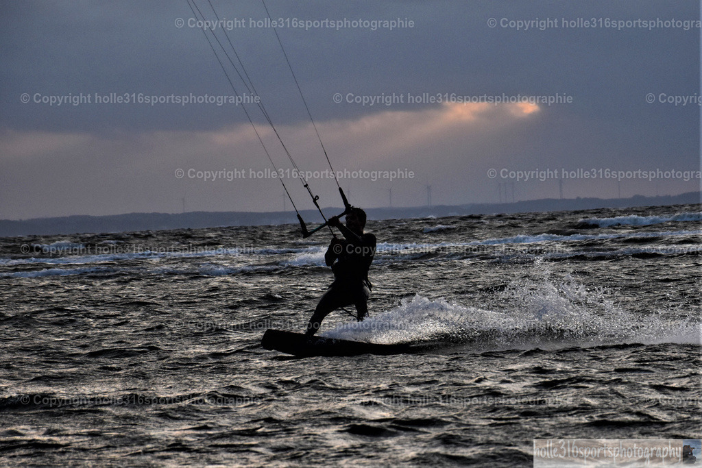 DSC_0096 (2) | Sportfotografie , Motorsport, Motoross, Reitsport, Mointainbike, Enduro,
Landschaft , Outdoor, Eventfotografie, Landschaft, Bilder online bestellen - Realisiert mit Pictrs.com