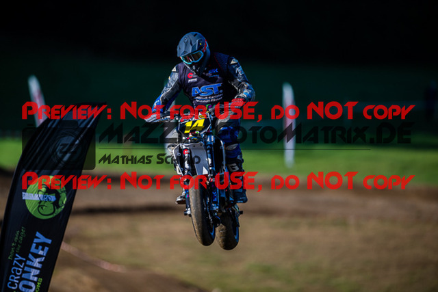 MaZZes_FotoMatrix_220903_8959 | UE40