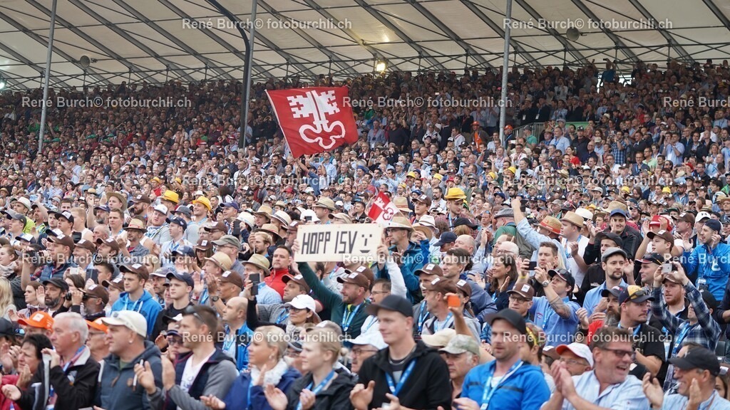 48 | René Burch leidenschaftlicher Fotograf aus Kerns in Obwalden.  Hier finden sie Sport, Landschaft und Natur Fotografie.
 - Realisiert mit Pictrs.com