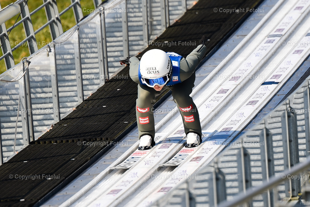 A_LUI_20230210_0064 | HINZENBACH, AUSTRIA, NORDIC SKIING, WOMEN TEAM-SKI JUMPING - FIS WORLD CUP 
IM BILD:                  

FOTO:FOTOLUI/UW