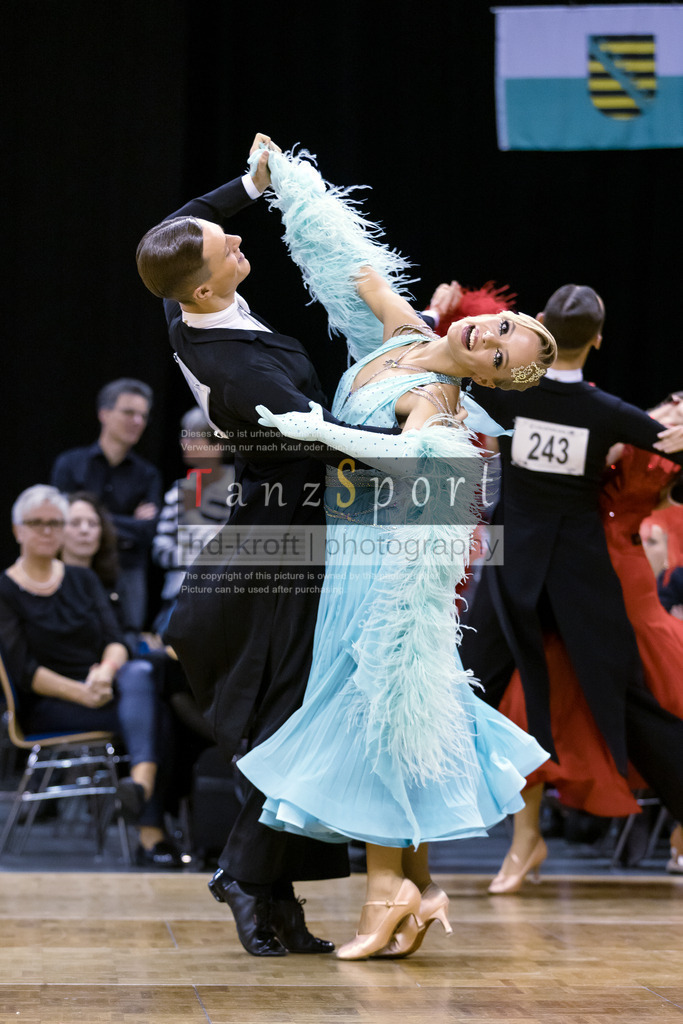 20241102_DM_HGR_Std_09586 | Tanzsportbilder, Standardtanz, Lateintanz, WDSF, DTV, LTVB, dancecomp, goc, hessen tanzt, blaues band der spree, walzer, tango, wiener walzer, slowfox, quickstepp, samba, rumba, cha-cha-cha, paso doble. jive, hd-kroft photography, turniertanzsport