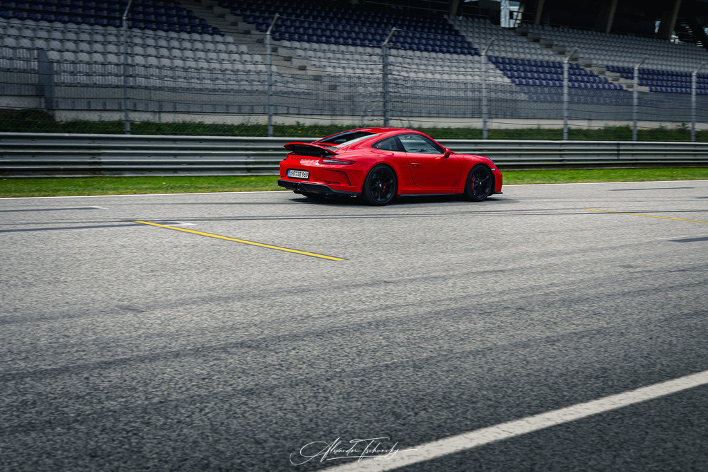 R6AT2454 _Alexander Tschuncky | Entdecken Sie die faszinierende Welt von Alexander Tschuncky Arts: Kreative Fotografie, atemberaubende Automobilkunst und hochwertiger Bilderdruck. Lassen Sie sich inspirieren! - Realisiert mit Pictrs.com