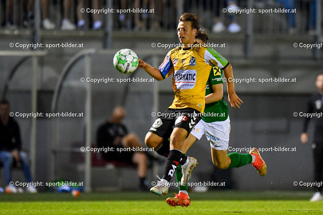 AUT, SPG WSC Hertha / FC Wels vs SV Ried | 22.07.2023, Huber Arena Wels, AUT, OEFB Uniqa Cup, SPG WSC Hertha / FC Wels vs SV Ried, im Bild Michael Oberwinkler (WSC Hertha) vs Sandro Schendl (Ried)



// OEFB Uniqa Cup Match between SPG WSC Hertha / FC Wels vs SV Ried in Wels, Austria on 2023/07/22