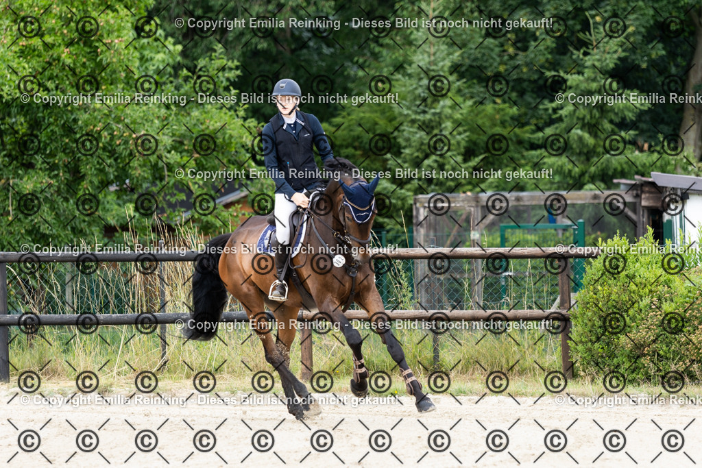 CL5A8360 | Emilia Reinking Fotografie - Realisiert mit Pictrs.com