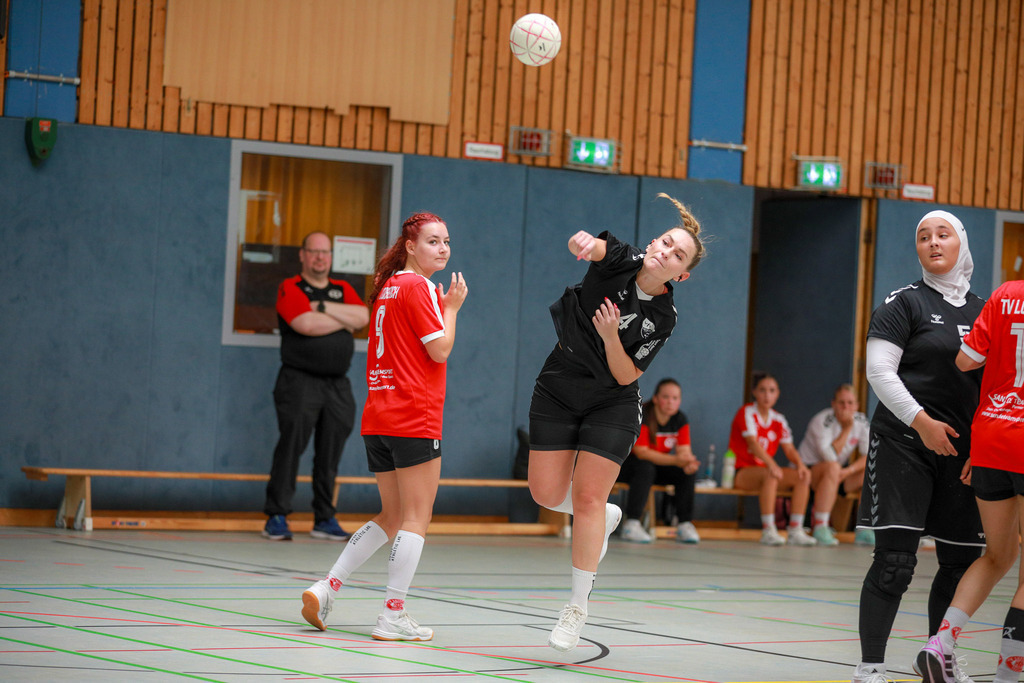 Rheinhausen-Lobberich_Plus_310825_037 | Bildergalerie von Sport-Ereignissen aber auch von weiteren spannenden Dingen - nicht nur vom Niederrhein. In Anlehnung an den bekannten Spruch von Hanns Dieter Hüsch heißt das Motto: "Niederrhein ist überall".  - Realisiert mit Pictrs.com