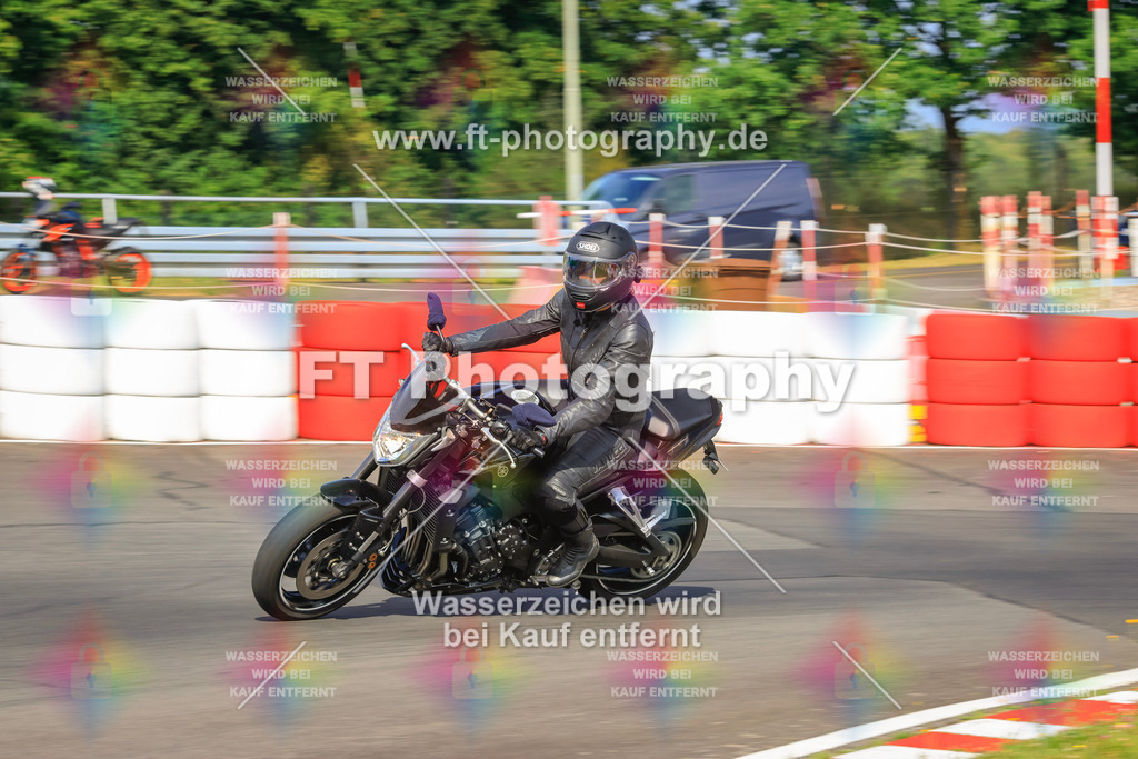 _DSK2116 | Hier findet Ihr Bilder von Touristenfahrten auf der Nürburgring Nordschleife oder von anderen Veranstaltungen die ich besucht habe. Viel Spass beim Durch Schauen 