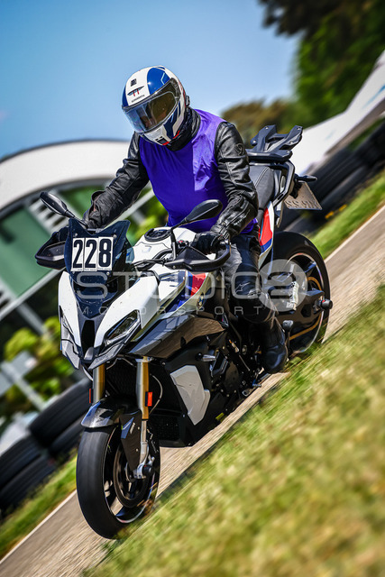 0228-250502_DCB-021_228 | Deine Full-Service-Agentur für ✔️Videoproduktionen und ✔️Motorsportfotografie Jetzt Angebot anfragen!