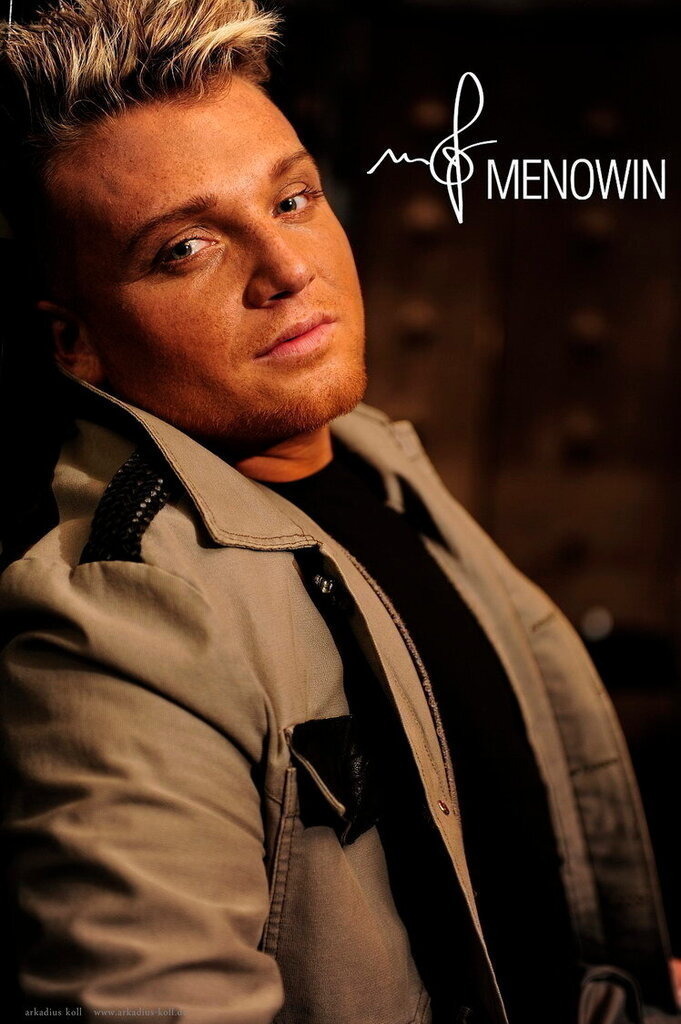 Arkadius_Artist_014 | Mein Name ist Arkadius. Ich fotografiere Ihre Hochzeit in Frankfurt und im Umkreis von 200 km. Als Fotograf bin ich noch bekannt im Bereich Business- und Modefotografie.