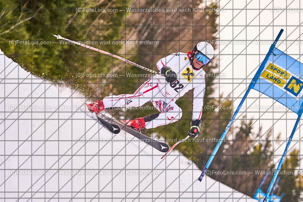 ALP0931_MastersCup-RTL-II_LKHF_Grossberger Franz | NÖ Raiffeisen MastersCup, Jugend - Damen - Herren, Riesentorlauf-Rennen 2 auf der Fuchswaldpiste in Lackenhof am Ötscher, durchführender Verein: Schiklub Lackenhof, So 9. Februar 2025.