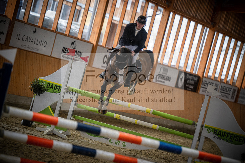 DOS_1700 | Entdecke hochwertige Reitturnierfotos von Foto Oger. Professionell, emotional und authentisch – jetzt Lieblingsmomente im Shop bestellen.Deutschlandweite Turnierfotografie. - Realisiert mit Pictrs.com