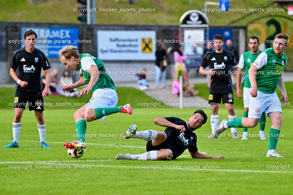 WSG Radenthein vs. URC Thal Assling | #14 Fabian Kurt Feichter WSG Radenthein, #8 Patrick Hainzer URC Thal Assling, #17 Manuel Josef Ambrosch WSG Radenthein, WSG Radenthein vs. URC Thal Assling, WSG Radenthein vs. URC Thal Assling am 30.05.2025 in Radenthein (Sportplatz Radenthein), Austria, (Photo by Bernd Stefan)