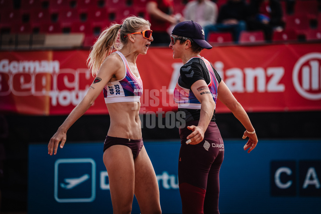 Beachvolleyball | Frauen | Allianz German Beach Tour 2025 | Tourstop München | 11.07.2025 | v.l. Nele Barber und Melanie Gernert jubeln nach dem Sieg