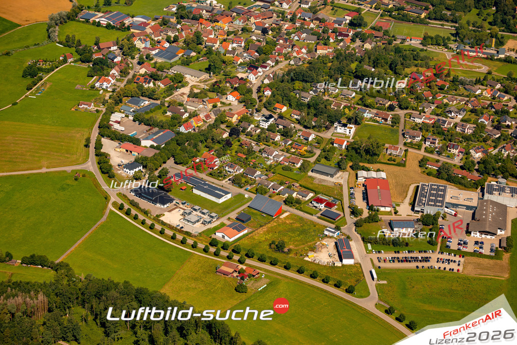 Das Luftbild zeigt : Marktlustenau Kreßberg - Die Luftaufnahme wurde 2024 vom UL-Flugzeug aus erstellt ( keine Drohne ) - Hochauflösende Luftaufnahme - Für grossformatige Ausdrucke geeignet. Die Geschenkidee !Mit Lizenz und Bildrechte bestellbar