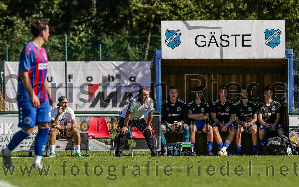 2023-09-16_122_FC_Langengeisling_gegen_TSV_Dorfen | Erding, Deutschland, 16.09.2023:
Fußball, Bezirksliga Oberbayern Ost 2023 / 2024, 9. Spieltag, FC Langengeisling gegen TSV Dorfen, Endergebnis: 3:1

Trainer Heiko Baumgärtner (TSV Dorfen)

Foto: Christian Riedel / fotografie-riedel.net