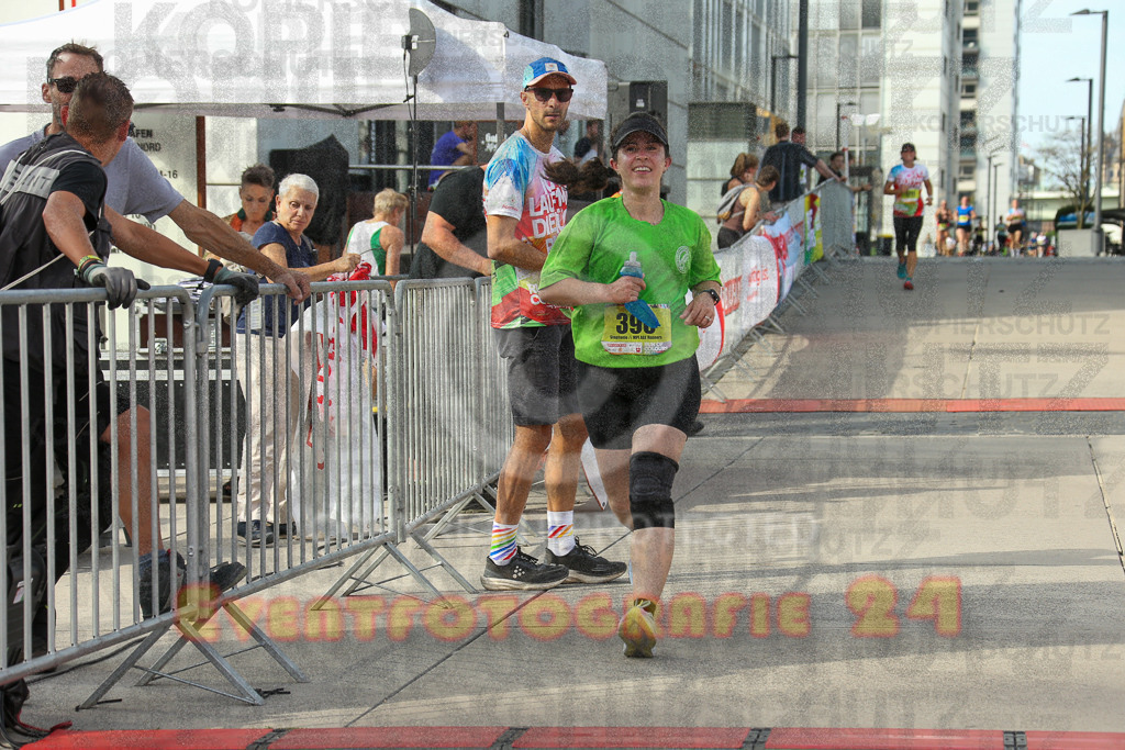 250920_1539_EX1_0352 | Sportfotografie im Rhein-Sieg Kreis, Köln, Bonn, NRW, Rheinland Pfalz, Hessen, etc. Unser Tätigkeitsfeld umfasst den Laufsport vom Volkslauf über den Marathon, Duathlon, Triathon bis zum Ultralauf wie Kölnpfad Ultra oder Schindertrail.