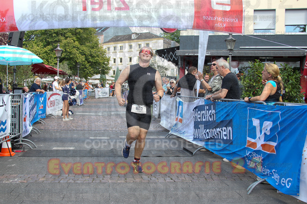 250824_1523_EV4_2862 | Sportfotografie im Rhein-Sieg Kreis, Köln, Bonn, NRW, Rheinland Pfalz, Hessen, etc. Unser Tätigkeitsfeld umfasst den Laufsport vom Volkslauf über den Marathon, Duathlon, Triathon bis zum Ultralauf wie Kölnpfad Ultra oder Schindertrail.