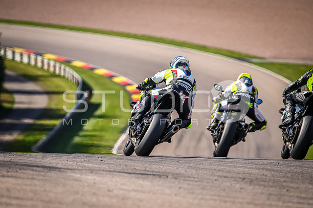0988-240920SR2-001_988 | Deine Full-Service-Agentur für ✔️Videoproduktionen und ✔️Motorsportfotografie Jetzt Angebot anfragen!