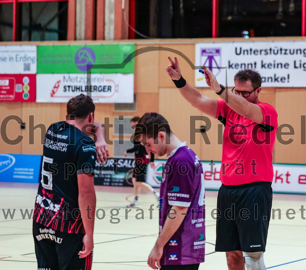 2023-11-26_095_SpVgg_Altenerding_gegen_TSV_1861_Mainburg | Erding, Deutschland, 26.11.2023:
Handball, Bezirksoberliga Männer 2023 / 2024, 9. Spieltag, SpVgg Altenerding gegen TSV 1861 Mainburg, Endergebnis: 34:20

Fabian Kuhns (TSV 1861 Mainburg, #6)

Foto: Christian Riedel / fotografie-riedel.net