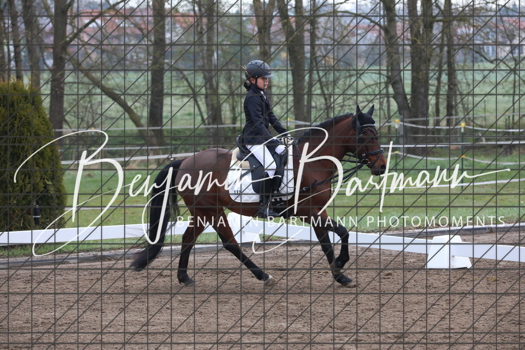 AZ2A3640 | Benjamin Bartmann Photomoments